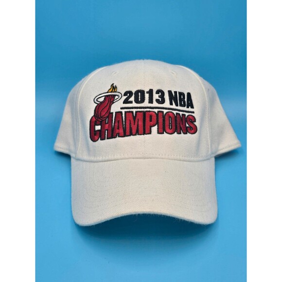 Adidas Miami Heat Hat Mens S/M Flex Fit White 2013 Champions Big 3 - Picture 1 of 3